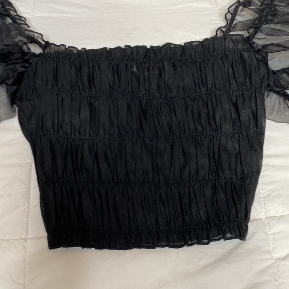 Mesh puff sleeve crop top - Black - Picture 5 of 7